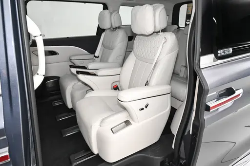 红旗HQ9 PHEV